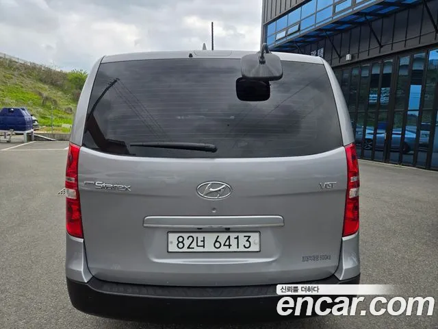 Hyundai Starex 2019 — фото 5