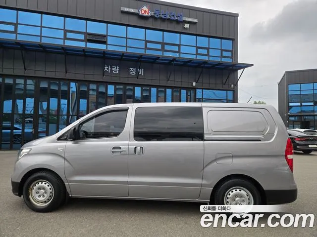Hyundai Starex 2019 — фото 7