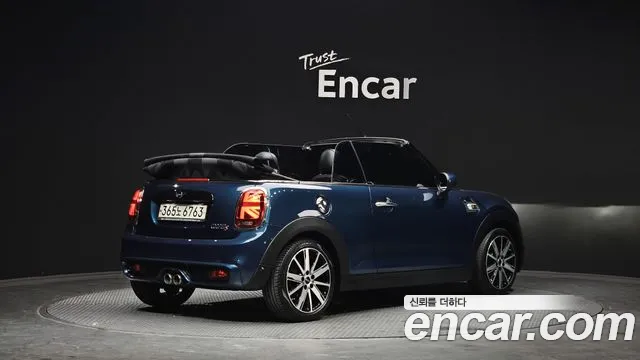 Mini Cooper Convertible 2020 — фото 2