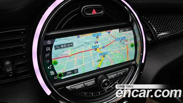 Mini Cooper Convertible 2020 — фото 14