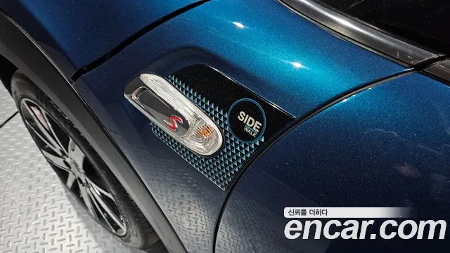 Mini Cooper Convertible 2020 — фото 18