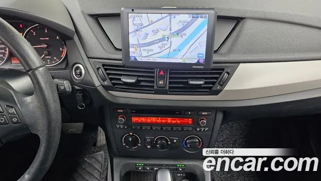 BMW X1 2012 — фото 14