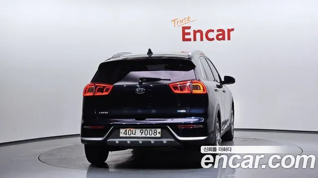 Kia Niro 2018 — фото 4