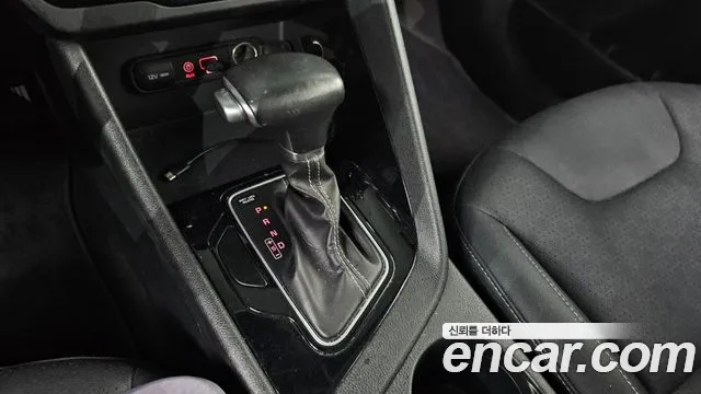 Kia Niro 2018 — фото 12