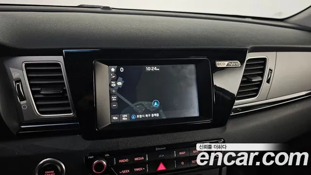 Kia Niro 2018 — фото 19