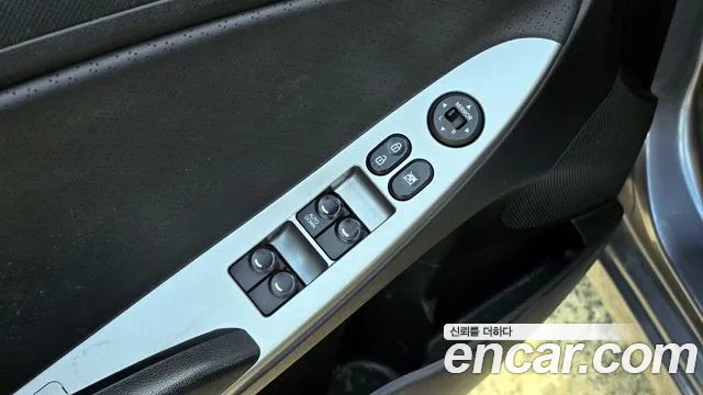 Hyundai Accent 2015 — фото 16