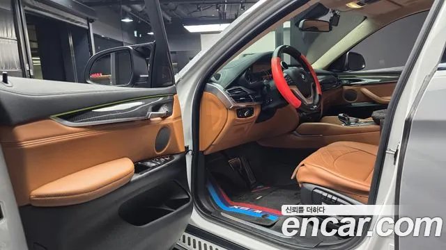 BMW X6 2018 — фото 10