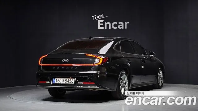 Hyundai Sonata 2022 — фото 2