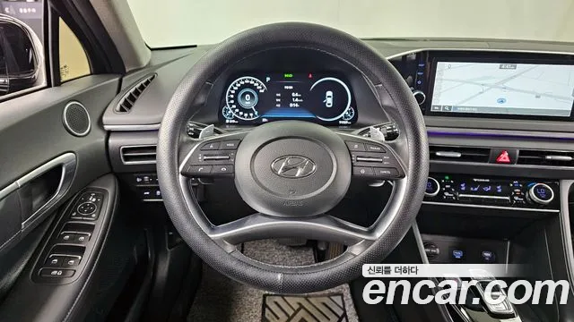 Hyundai Sonata 2022 — фото 19