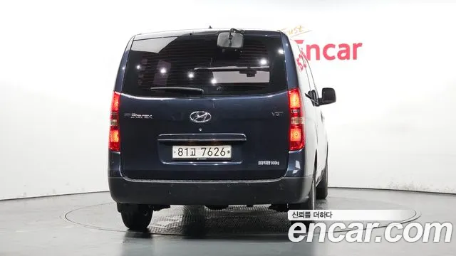 Hyundai Starex 2017 — фото 4