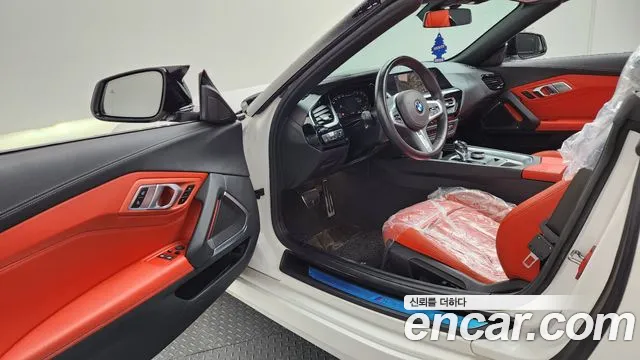 BMW Z4 2022 — фото 10