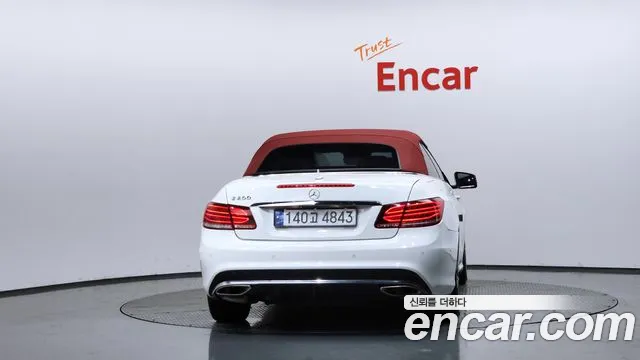 Mercedes-Benz E-Class 2016 — фото 4