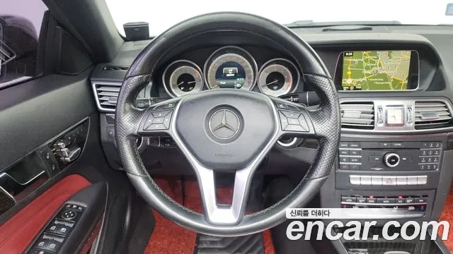 Mercedes-Benz E-Class 2016 — фото 13