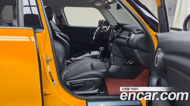 Mini Cooper 2018 — фото 17