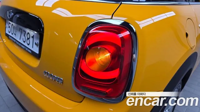 Mini Cooper 2018 — фото 9
