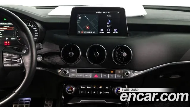 Kia Stinger 2019 — фото 13
