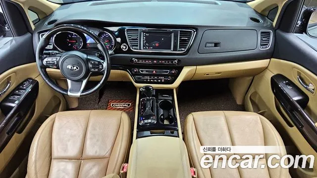 Kia Canival 2016 — фото 10