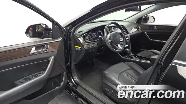 Hyundai Sonata 2019 — фото 13