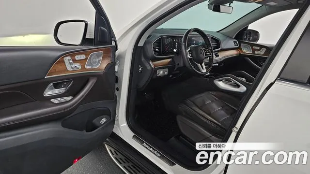 Mercedes-Benz GLE-Class 2020 — фото 10