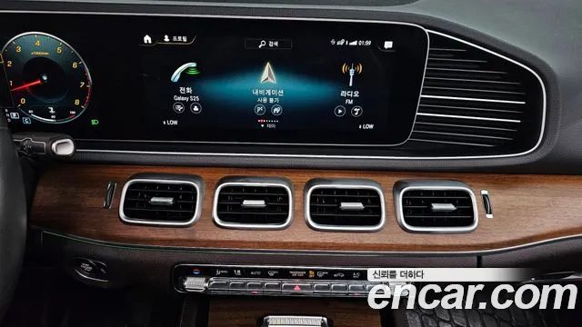 Mercedes-Benz GLE-Class 2020 — фото 13