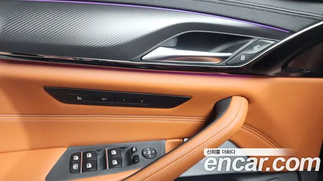 BMW M5 2020 — фото 27