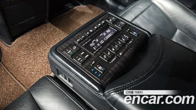 Lexus LS 2014 — фото 18