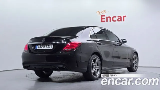 Mercedes-Benz C-Class 2018 — фото 2