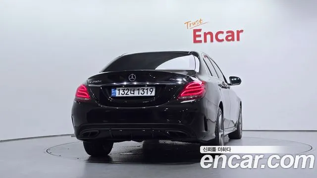 Mercedes-Benz C-Class 2018 — фото 4