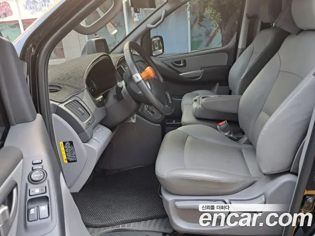 Hyundai Starex 2019 — фото 6