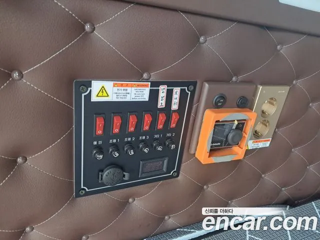 Hyundai Starex 2019 — фото 14