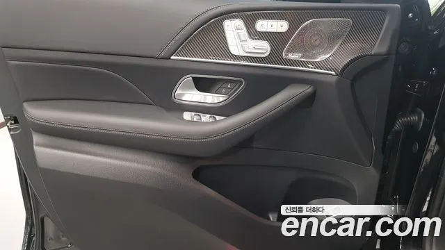 Mercedes-Benz GLE-Class 2025 — фото 15