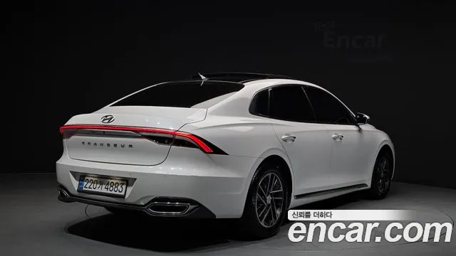 Hyundai Grandeur 2023 — фото 2