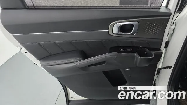 Kia Sorento 2021 — фото 15