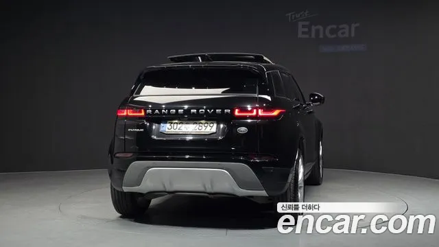 Land Rover Range Rover Evoque 2022 — фото 4