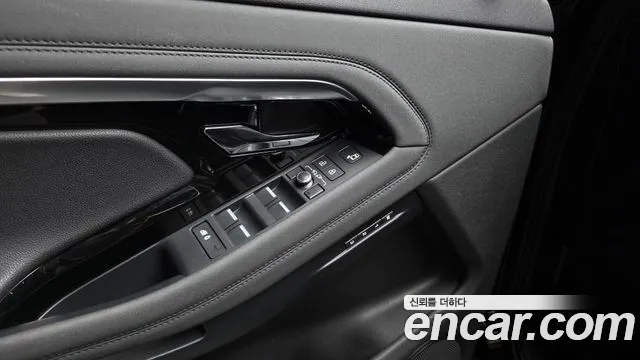 Land Rover Range Rover Evoque 2022 — фото 25