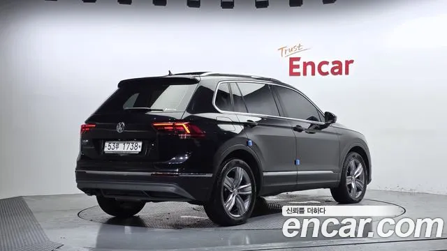 Volkswagen Tiguan 2018 — фото 2