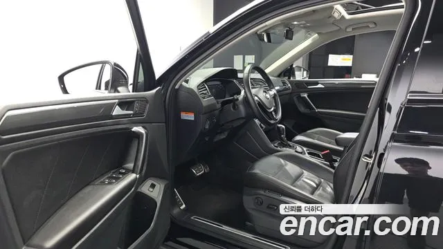 Volkswagen Tiguan 2018 — фото 13