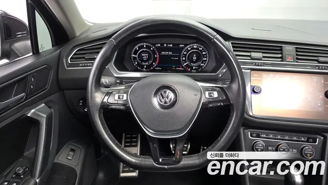 Volkswagen Tiguan 2018 — фото 19