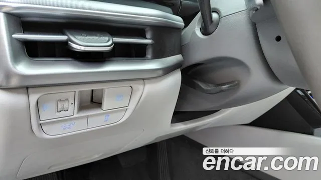 Hyundai Grandeur 2023 — фото 28