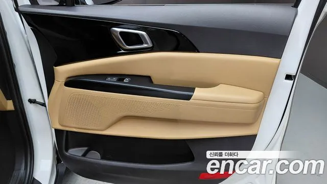 Kia Canival 2021 — фото 14