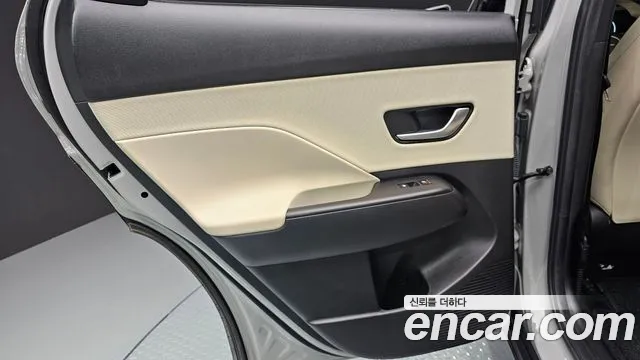 Hyundai Kona 2025 — фото 15