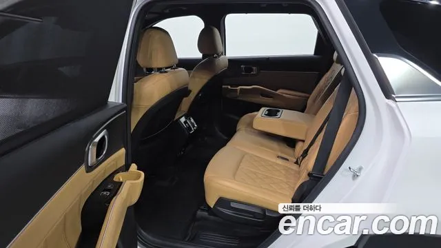 Kia Sorento 2021 — фото 11