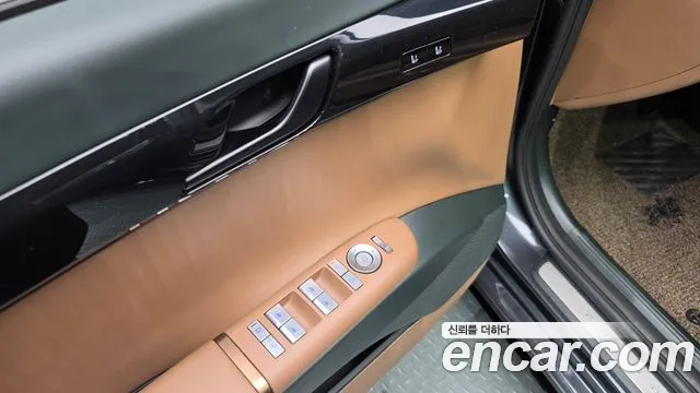 Hyundai Grandeur 2023 — фото 26