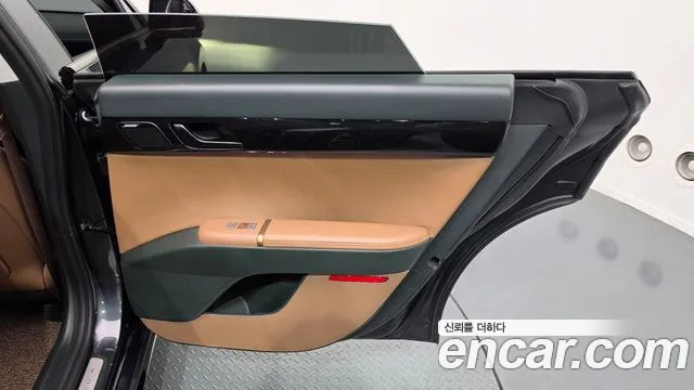 Hyundai Grandeur 2023 — фото 15