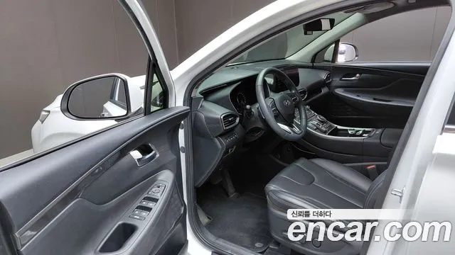 Hyundai Santafe 2022 — фото 13