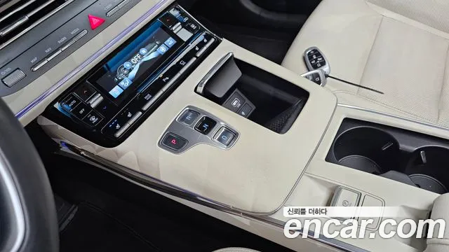 Hyundai Grandeur 2022 — фото 9