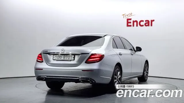 Mercedes-Benz E-Class 2018 — фото 2