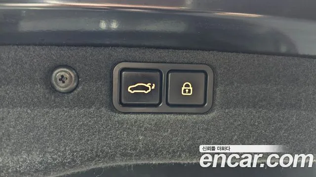 Hyundai Equus 2010 — фото 20