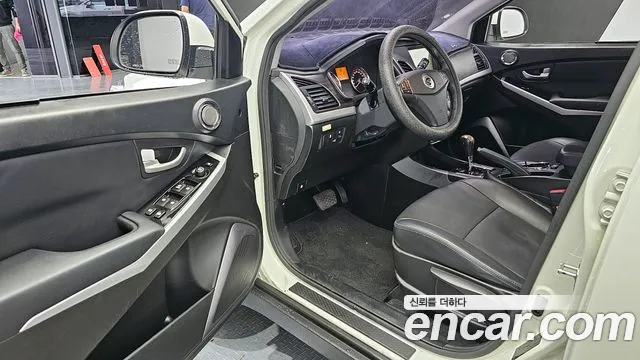 KG_Mobility_Ssangyong KORANDO 2017 — фото 11