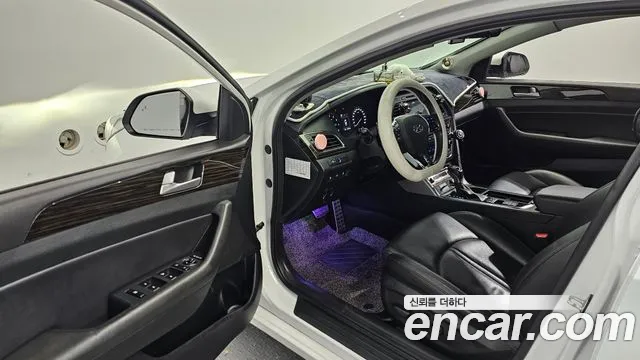 Hyundai Sonata 2016 — фото 11
